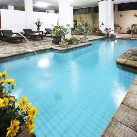 Hotel Ratna Kuta Lombok Eksteriør billede