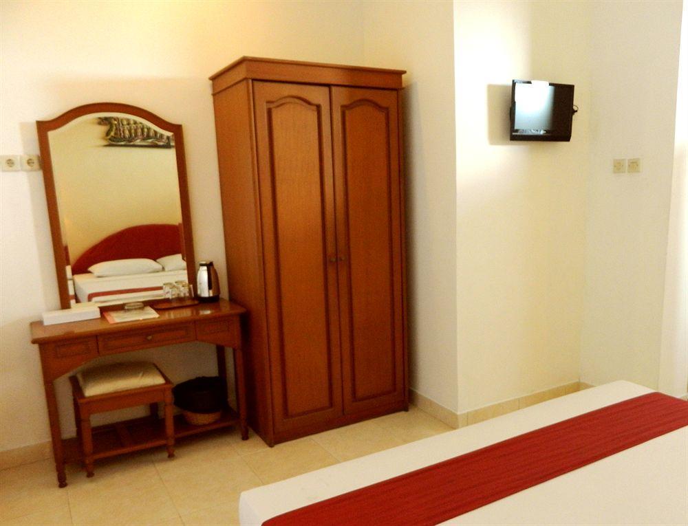 Hotel Ratna Kuta Lombok Eksteriør billede