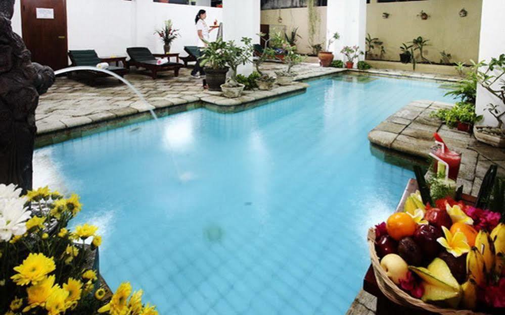 Hotel Ratna Kuta Lombok Eksteriør billede