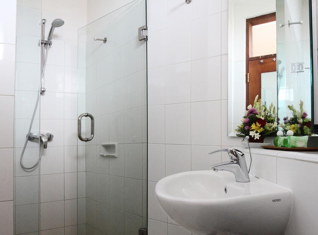 Hotel Ratna Kuta Lombok Eksteriør billede